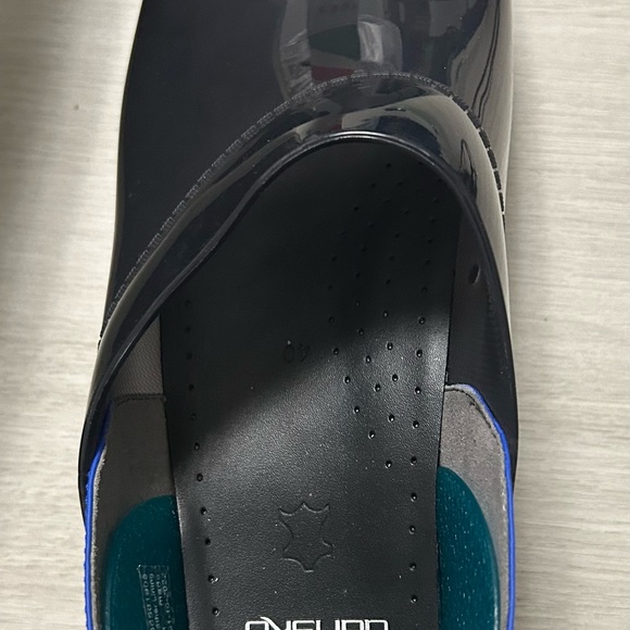 Dansco nursing shoes - Picture 4 of 4